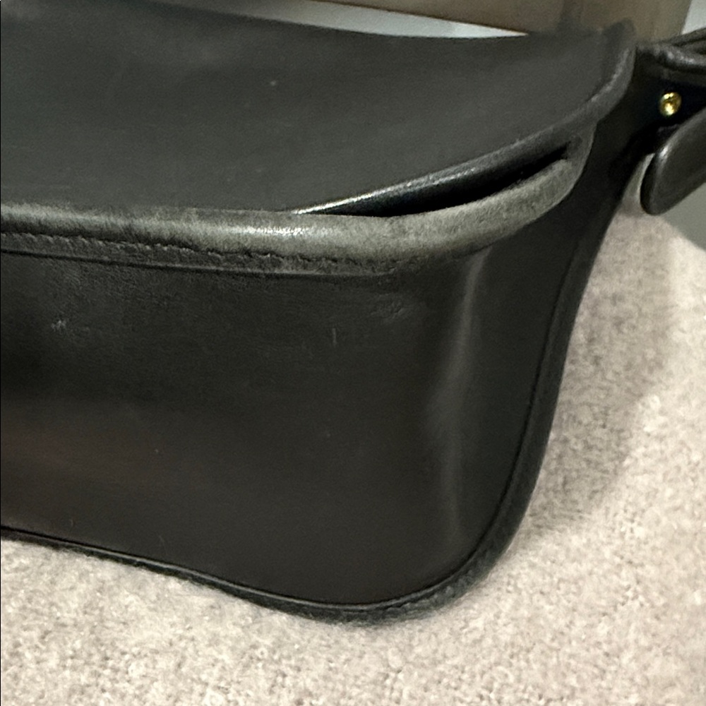 Vintage Coach Legacy Shoulder Bag - Picture 6 of 6